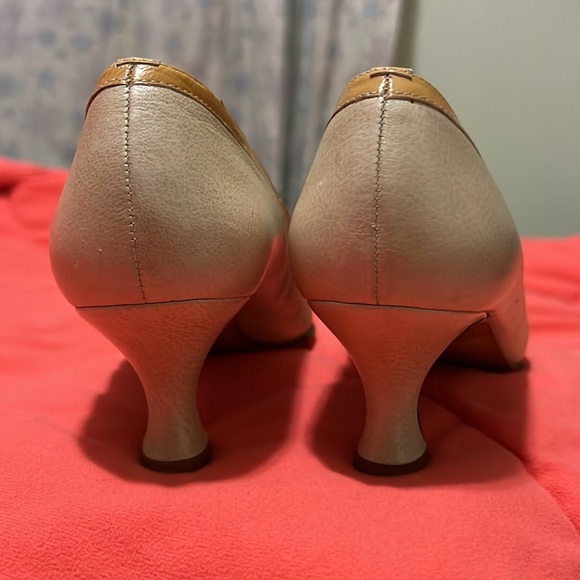 Vintage Roberto Capucci Kitten Heels - Picture 11 of 15